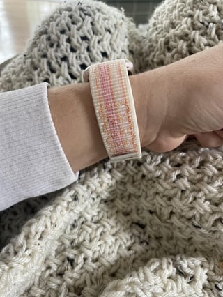 Apple Watch 45mm Nike Sport Loop | Starlight / pink Apple Watch 45mm Nike Sport Loop | Starlight / pink